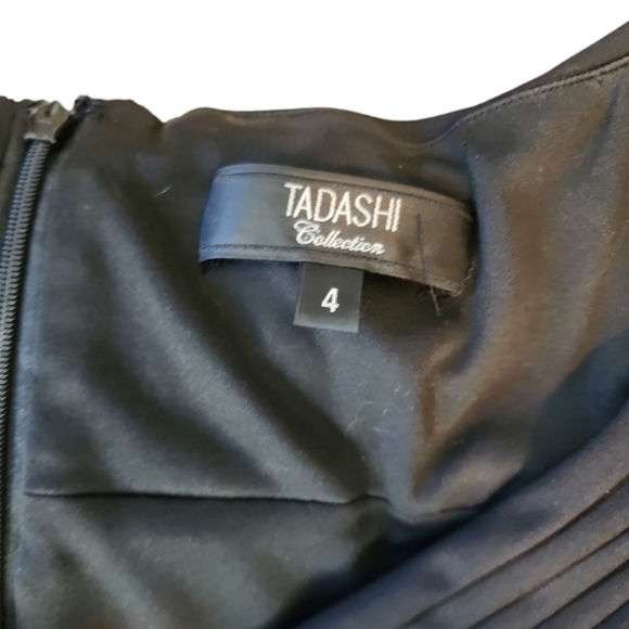 Tadashi Collection Sleeveless Ruched Cocktail Dress - Picture 8 of 8